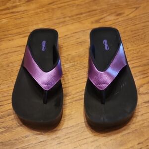 Aerothotie Purple Flip Flops Size 39